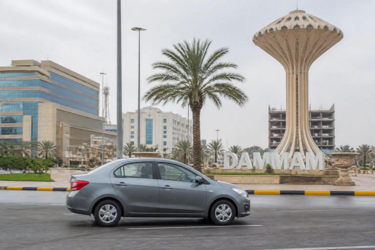 Alquiler de coches en Dammam (Arabia Saudí): guía práctica