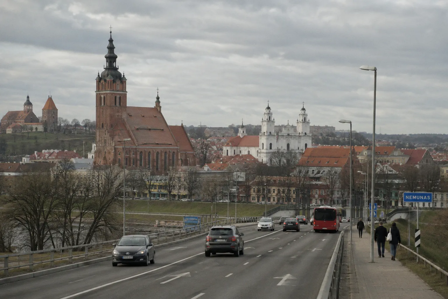 Guía práctica de alquiler de coches en Kaunas (Lituania)